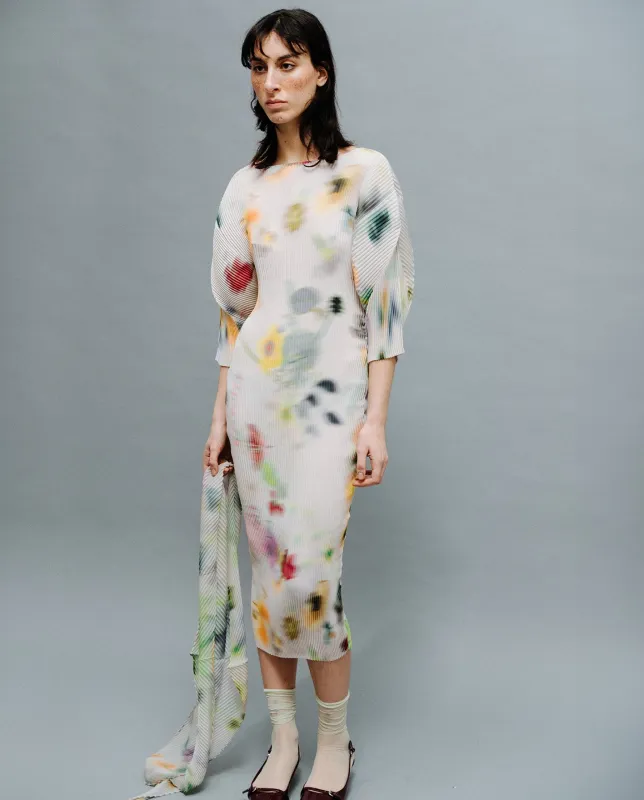 Leila Pleated Dress in light Mayu made by Julia Heuer