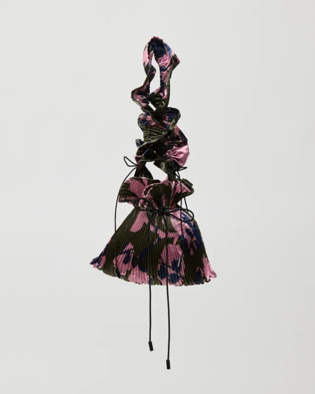 Wanda Pleated Bag in Ingrid Metallic Moss made by Julia Heuer