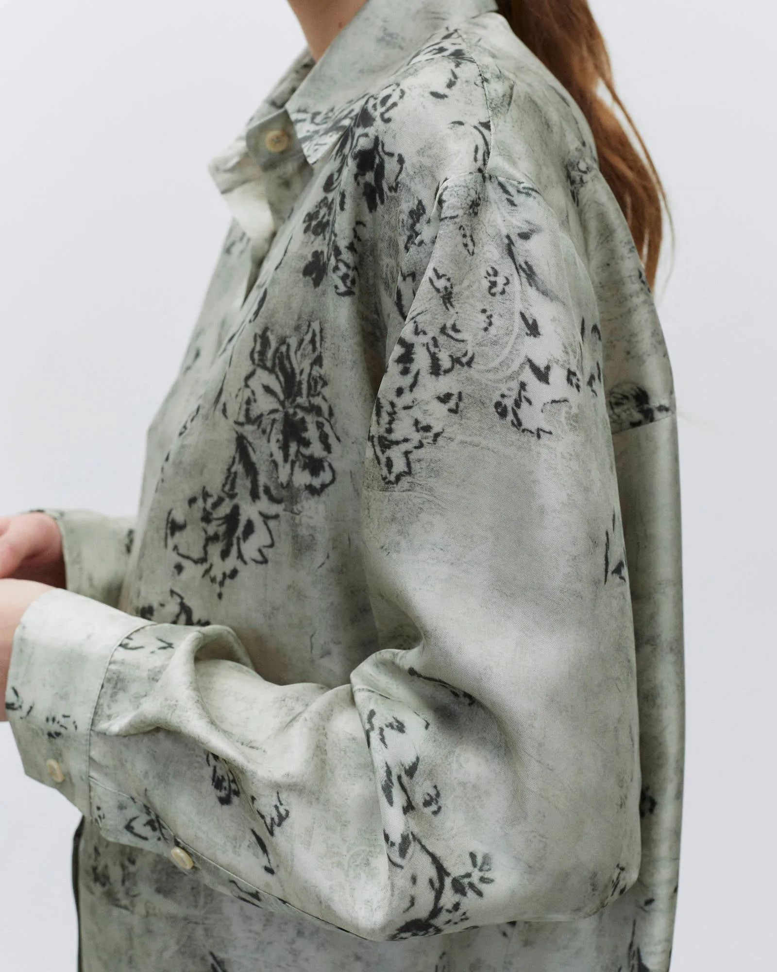 SILK TAPESTRY PRINT SHIRT sold by ALYSI