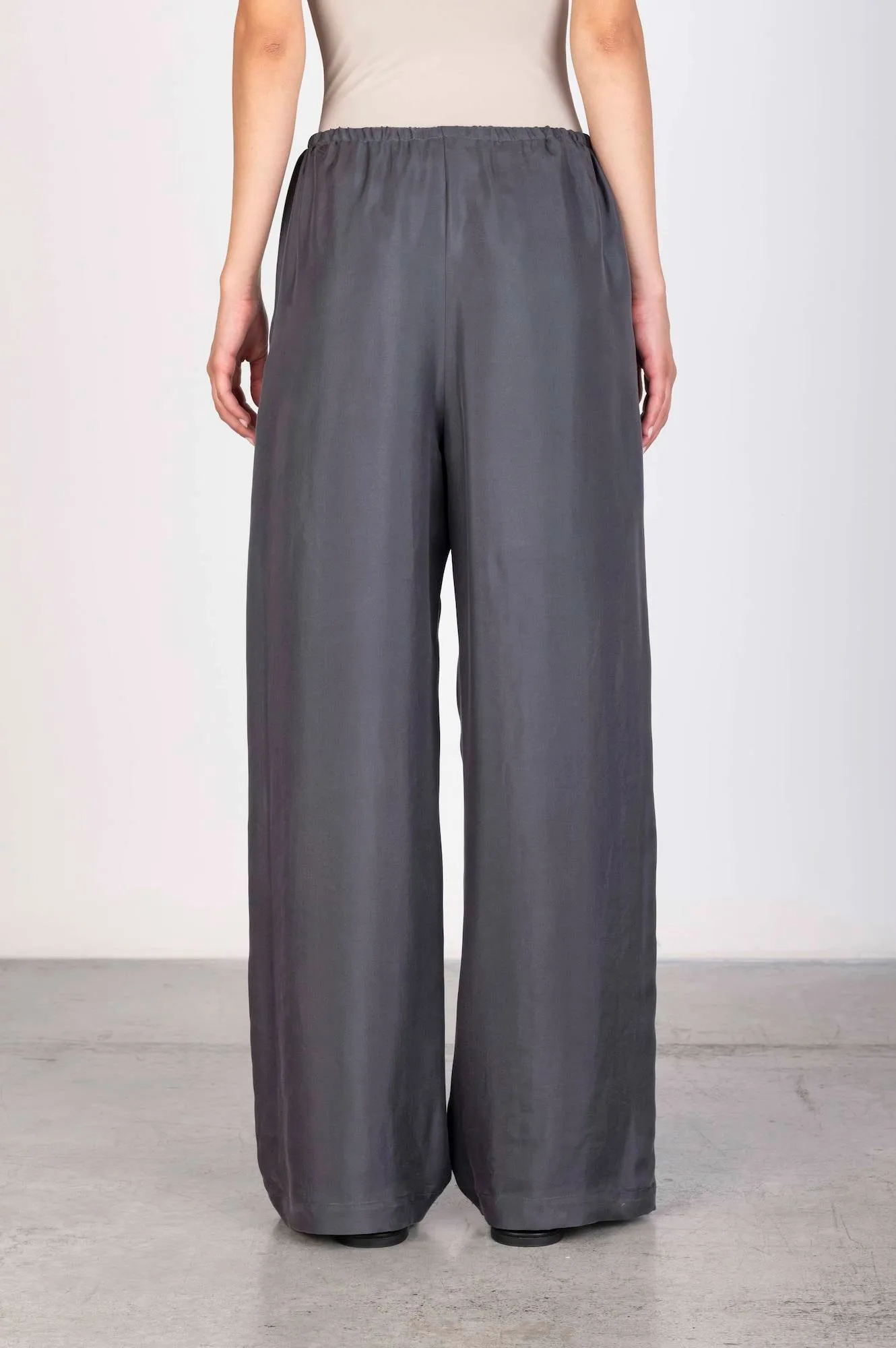 WIDE SILK TROUSERS sold by ALYSI product image thumbnail 3