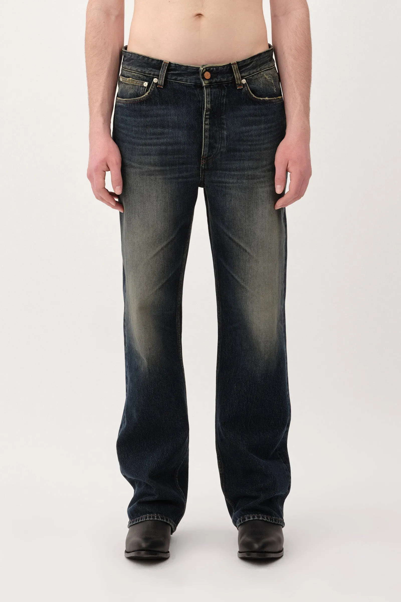 Steve 90s green sold by Won Hundred