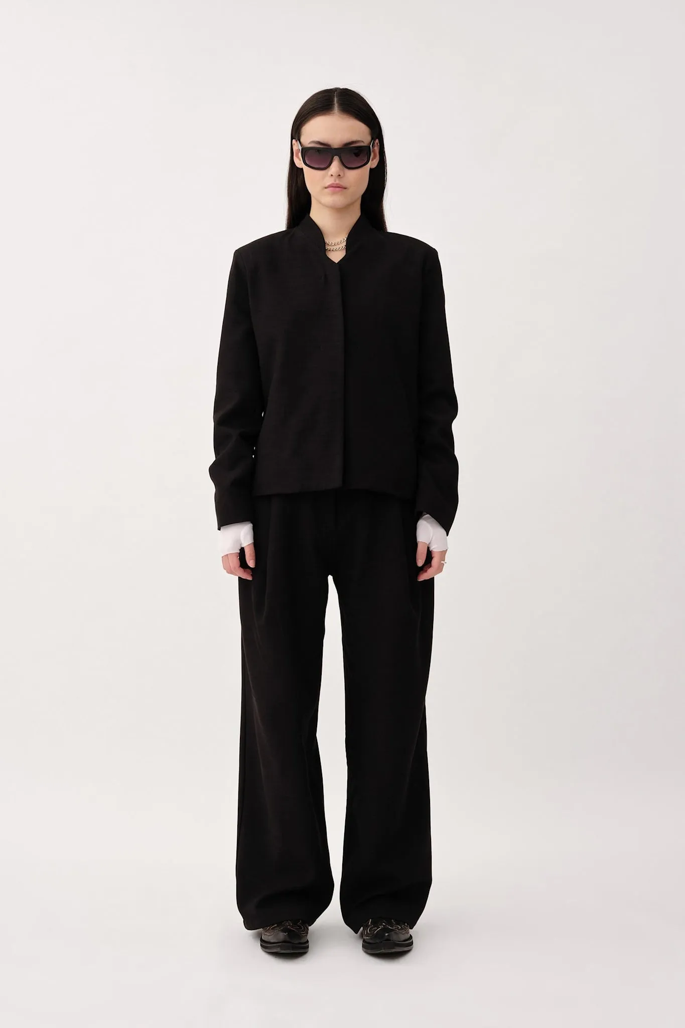 Friend sold by Won Hundred