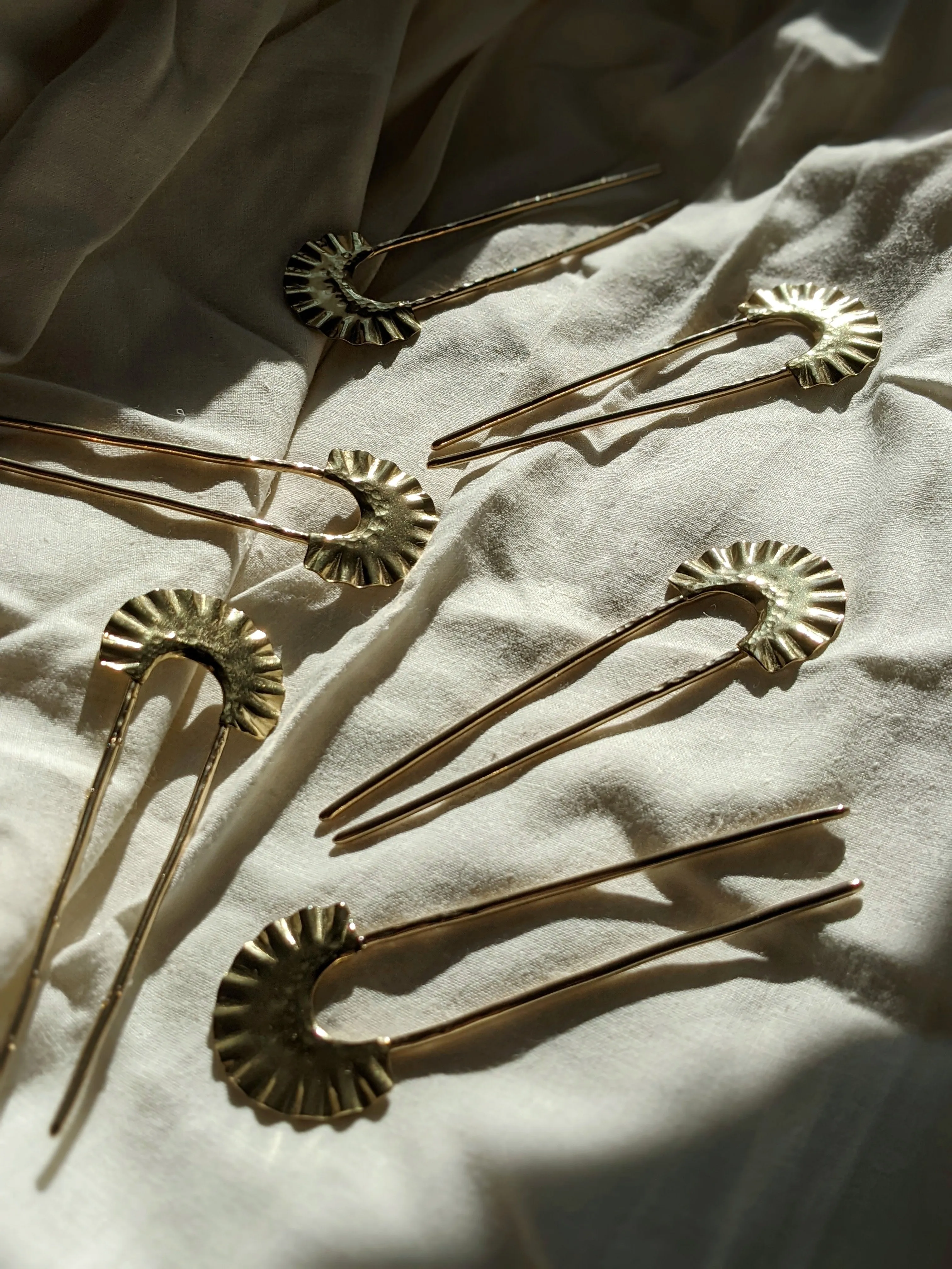 Sunna Hair Fork sold by Vanderzee product image thumbnail 3