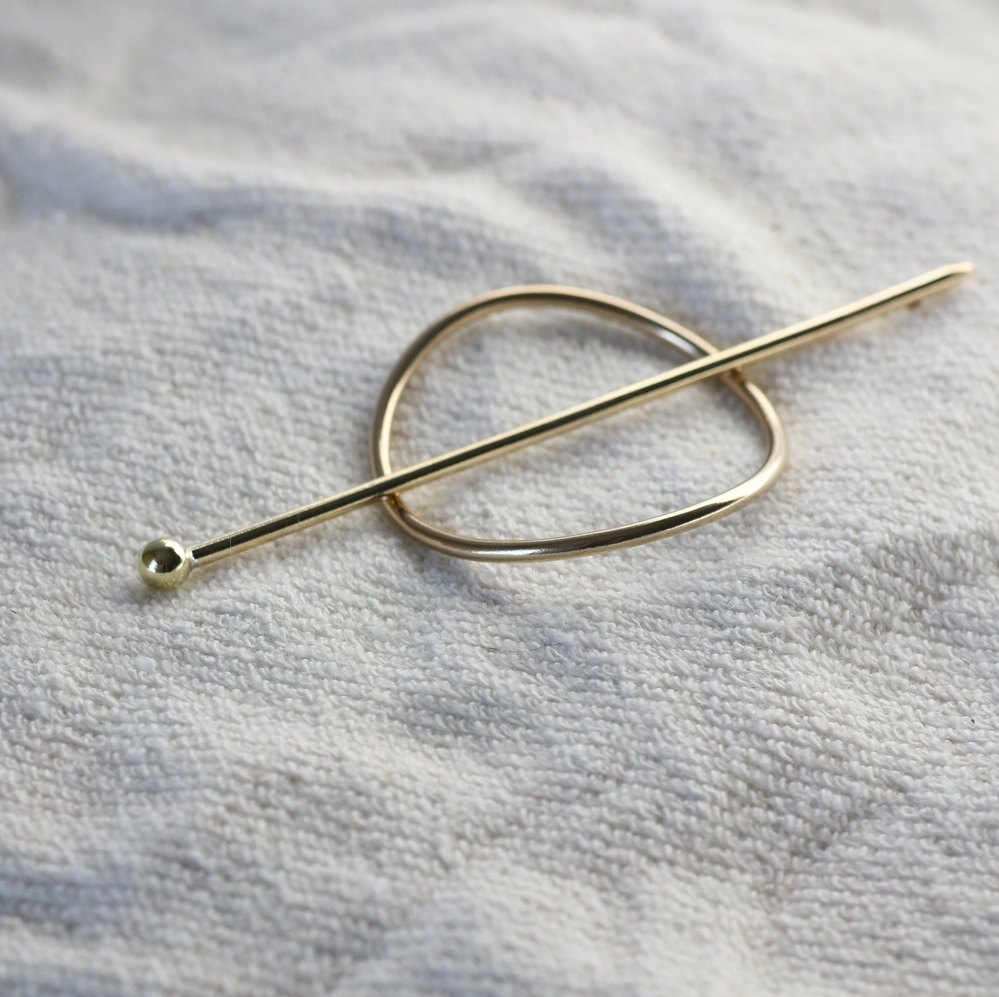 Circle Hairpin sold by Vanderzee