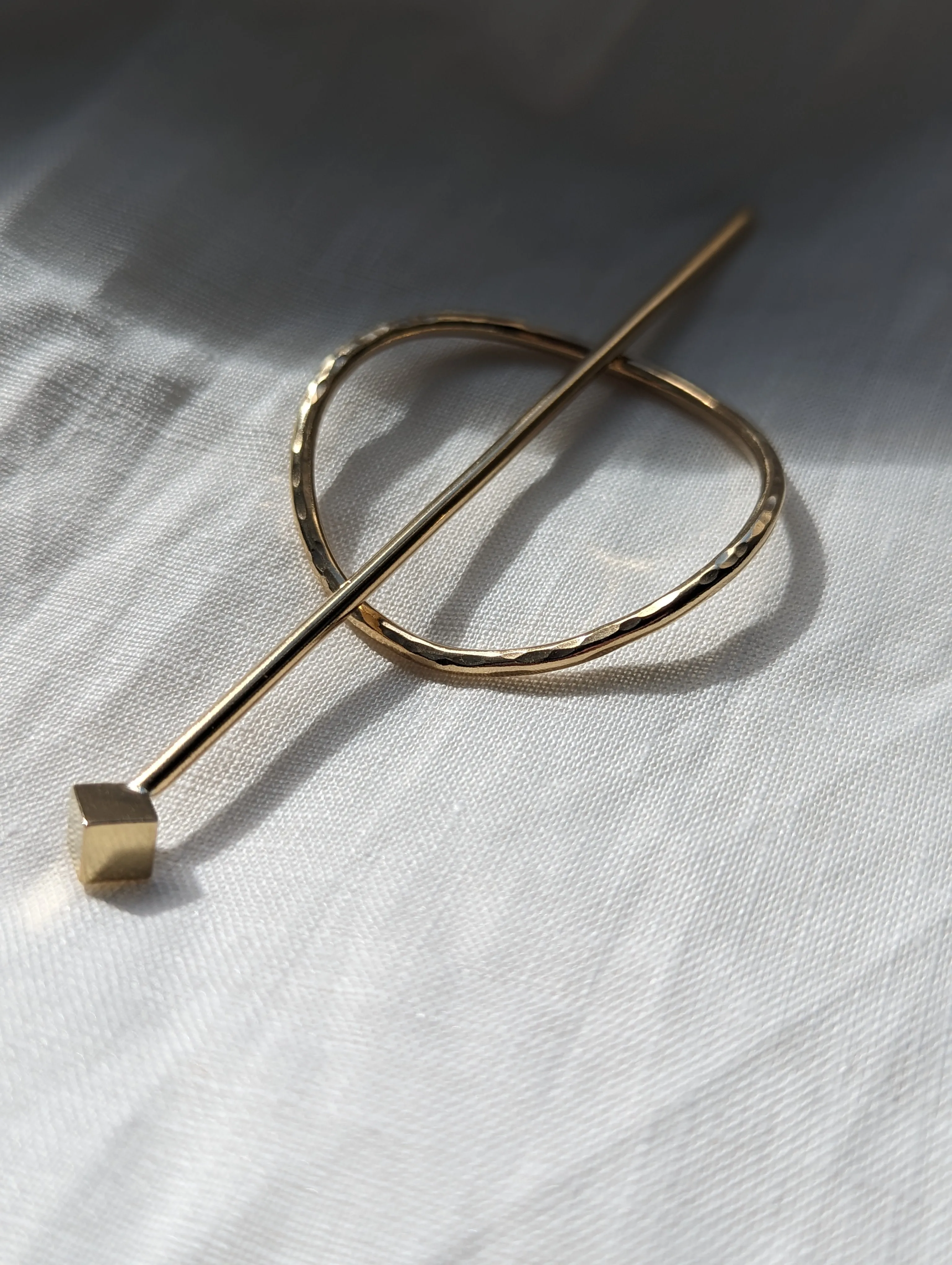 Circle Hairpin sold by Vanderzee product image thumbnail 4
