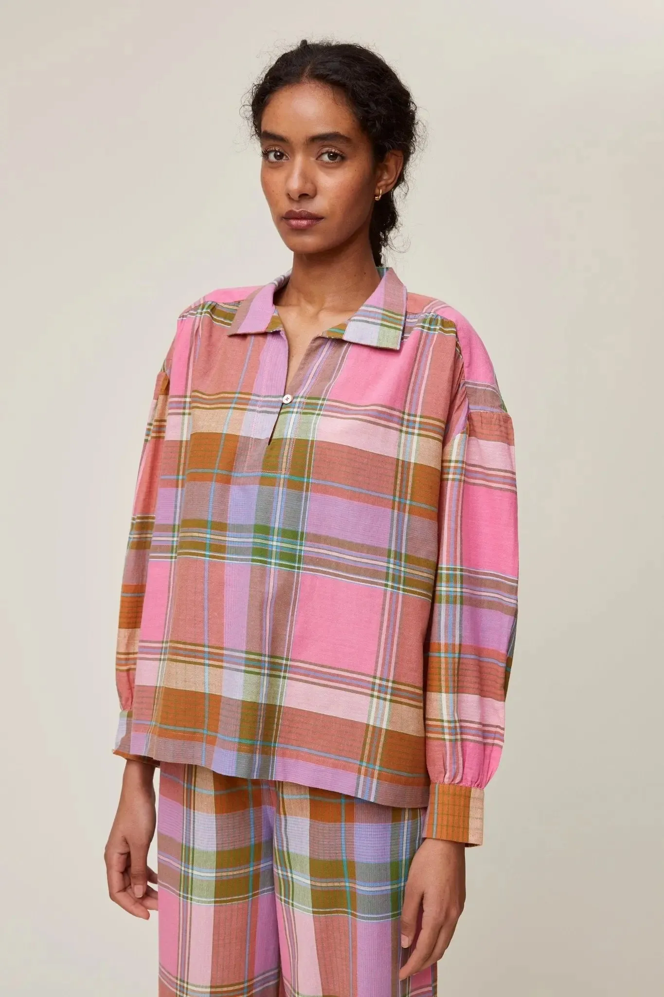 Chemise Malou N°731 Madurai Pop Pink sold by Moismont