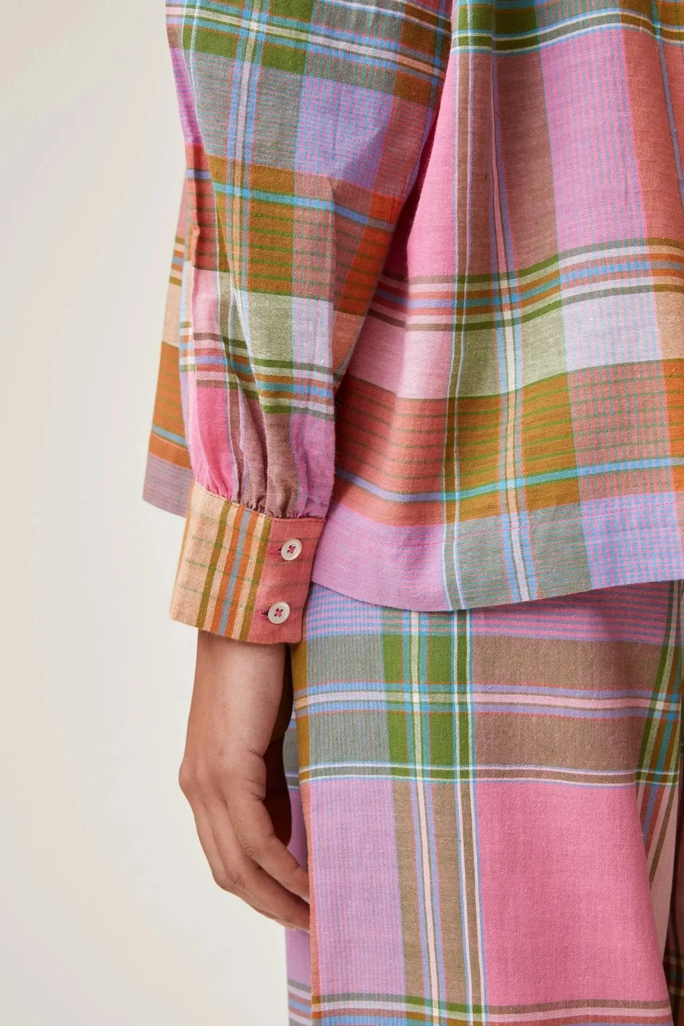 Chemise Malou N°731 Madurai Pop Pink sold by Moismont product image thumbnail 4