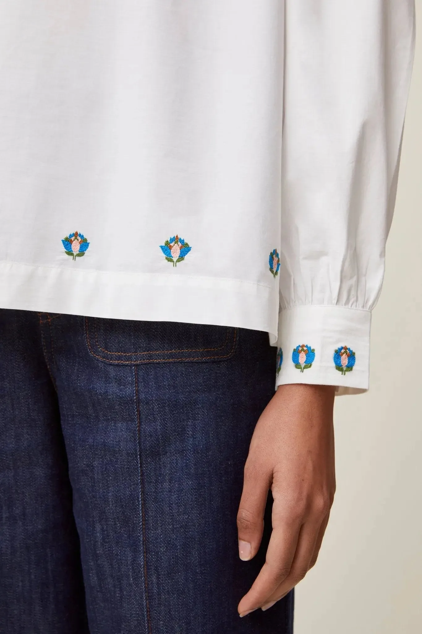 Chemise Malou N°731 Popeline White - Flower embroidery sold by Moismont product image thumbnail 4