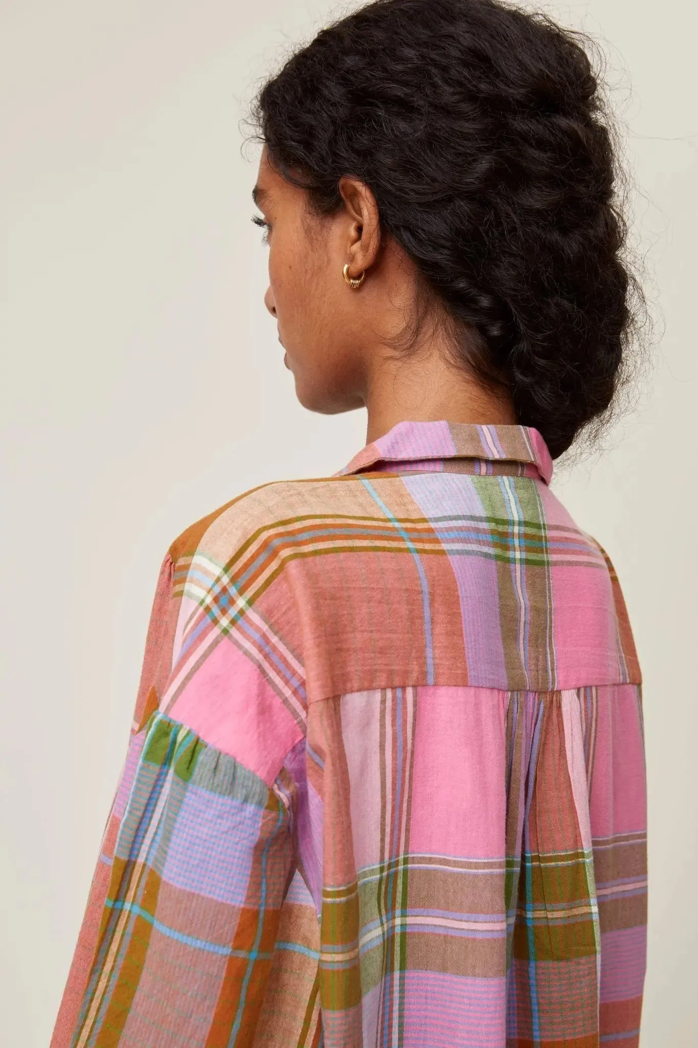 Robe Maelle N°735 Madurai Pop Pink sold by Moismont product image thumbnail 5