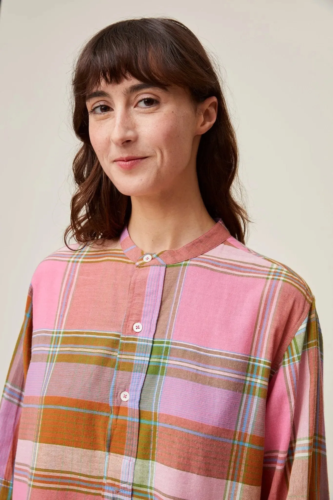 Robe Martine N°736 Madurai Pop Pink sold by Moismont product image thumbnail 4