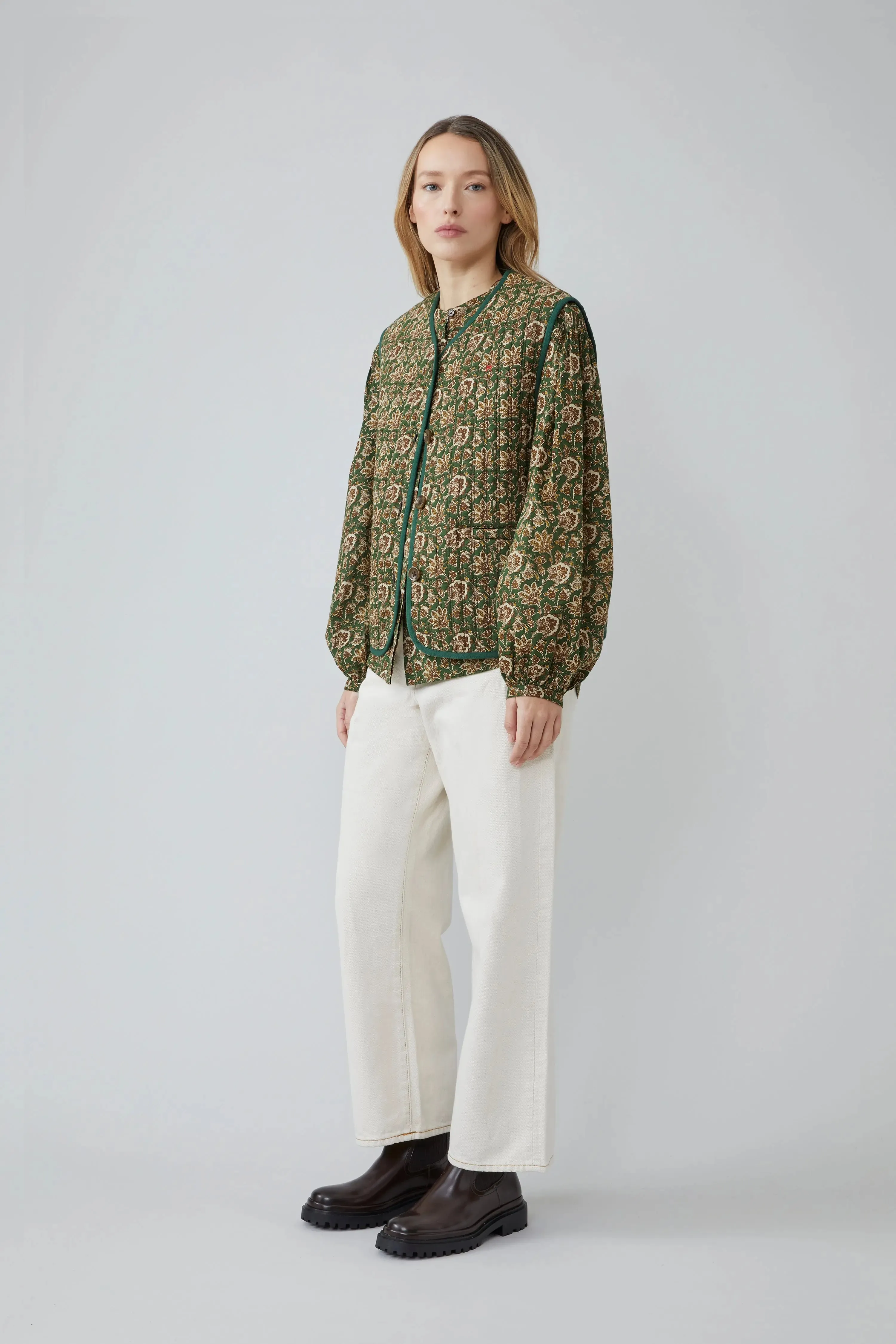 Gilet Ava N°813 India British Green sold by Moismont product image thumbnail 2