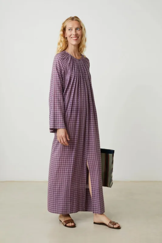 Robe Victoria N°781 Messager Checks Amethyst made by Moismont