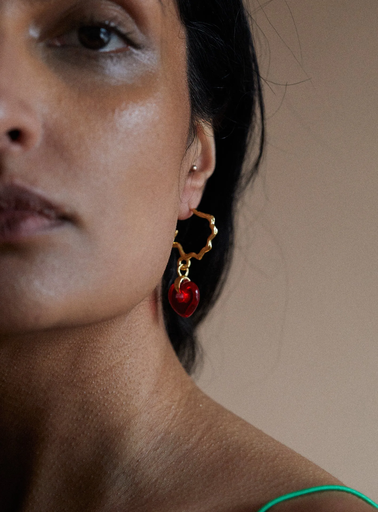 Juicy Wavy Hoops - Red Heart sold by PAR ICI product image thumbnail 3