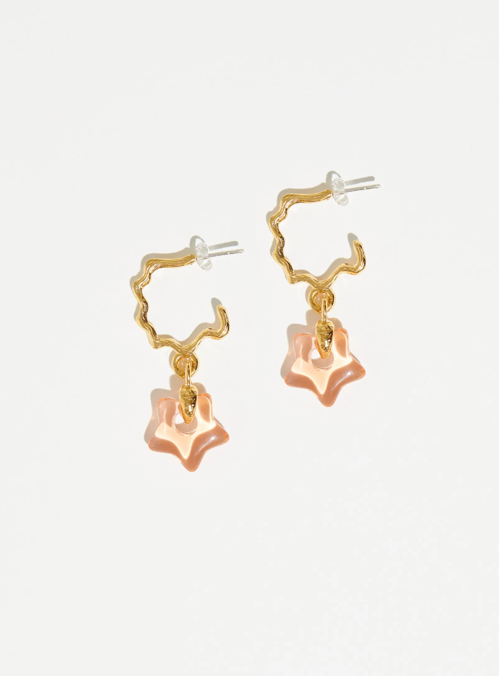 Juicy Wavy Hoops - Peach Heart sold by PAR ICI product image thumbnail 3