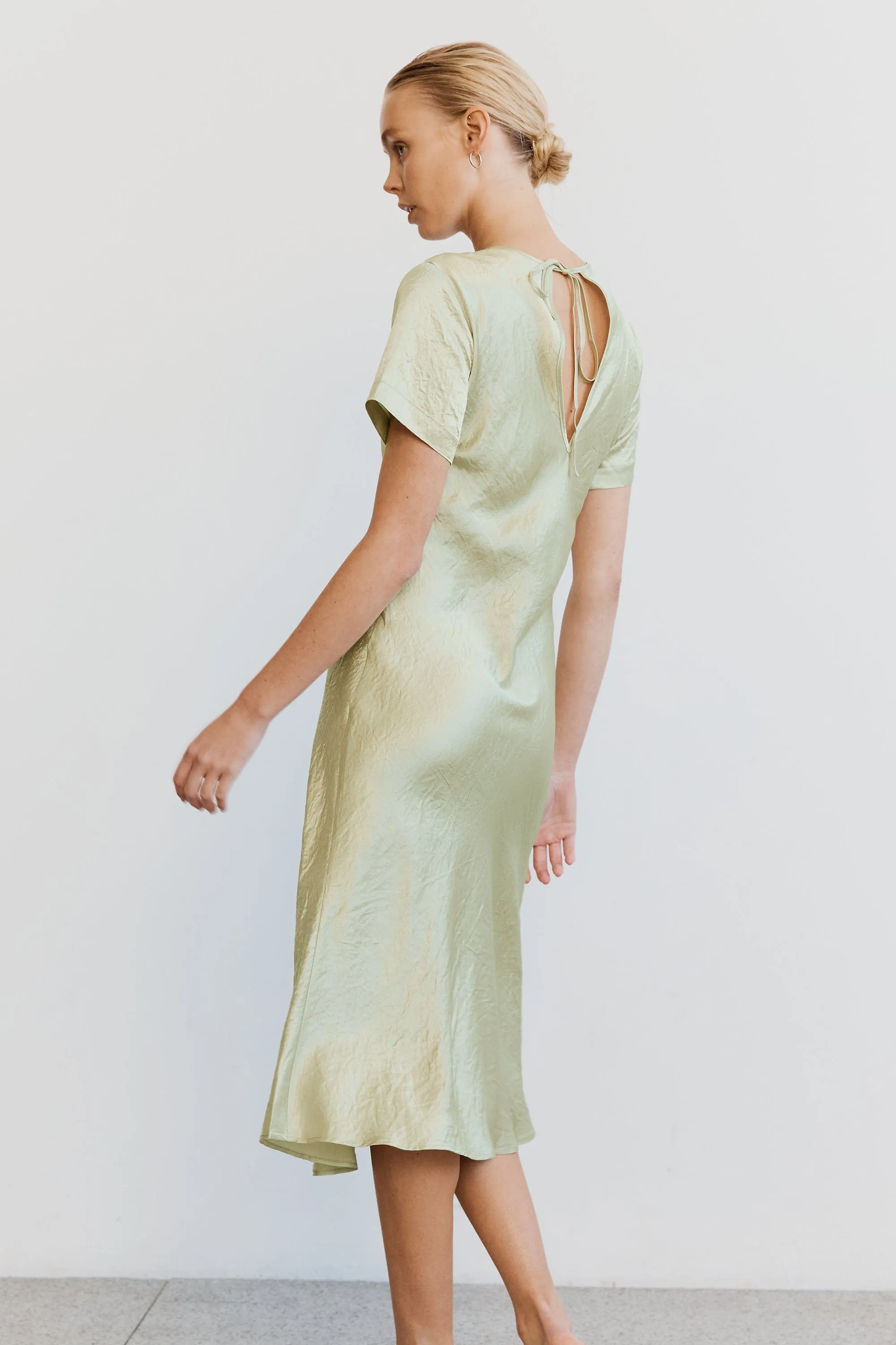 CRUSH BIAS TEE MIDI DRESS | APPLE sold by Third Form product image thumbnail 3