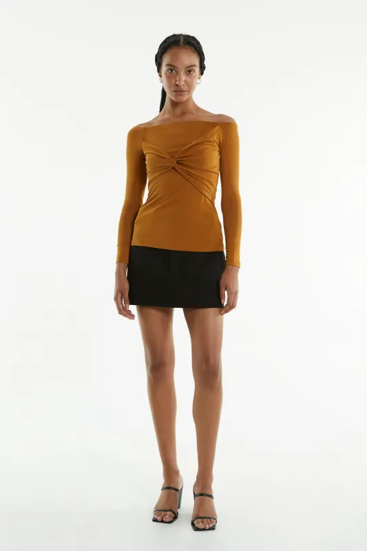 TURN AROUND OFF SHOULDER TOP | CAMEL made by Third Form