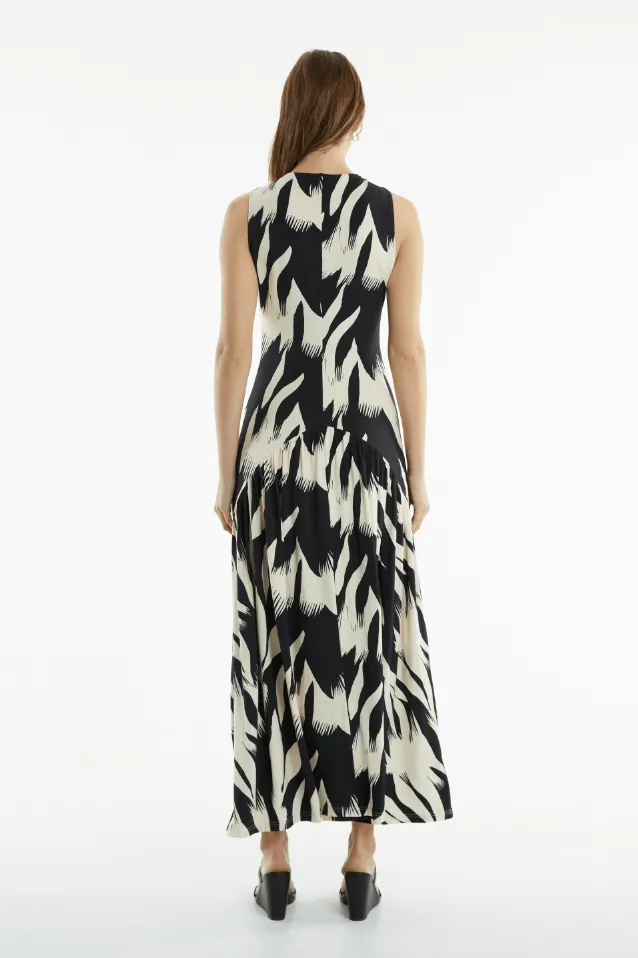 DRIFTER MAXI TANK DRESS | FEATHER PRINT sold by Third Form product image thumbnail 3