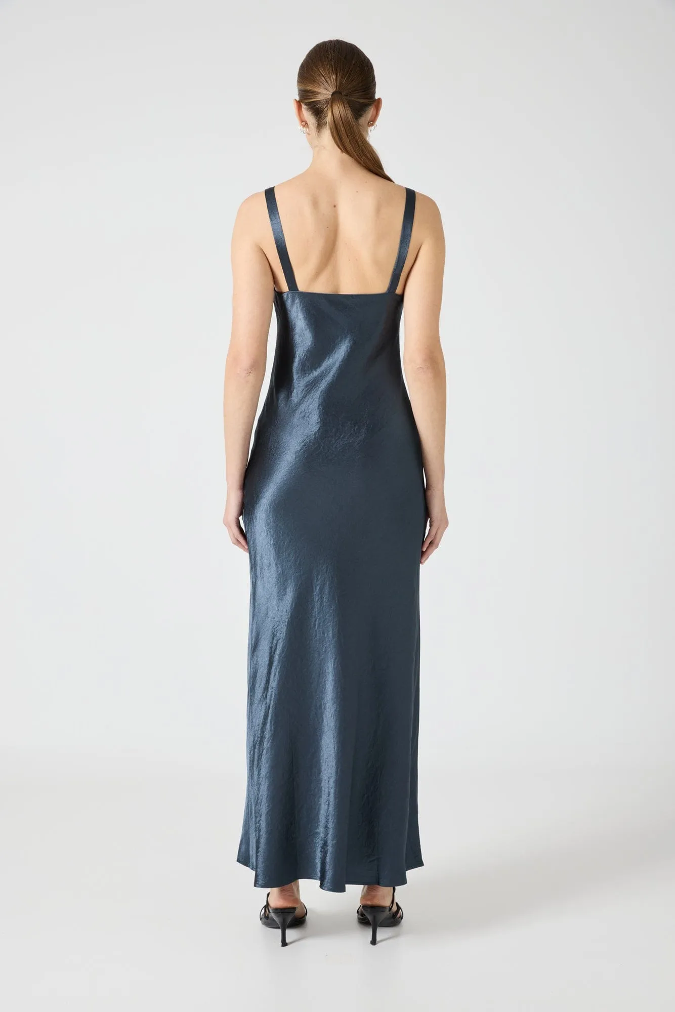 CRUSH BIAS CLASSIC SLIP | GUN METAL sold by Third Form product image thumbnail 5