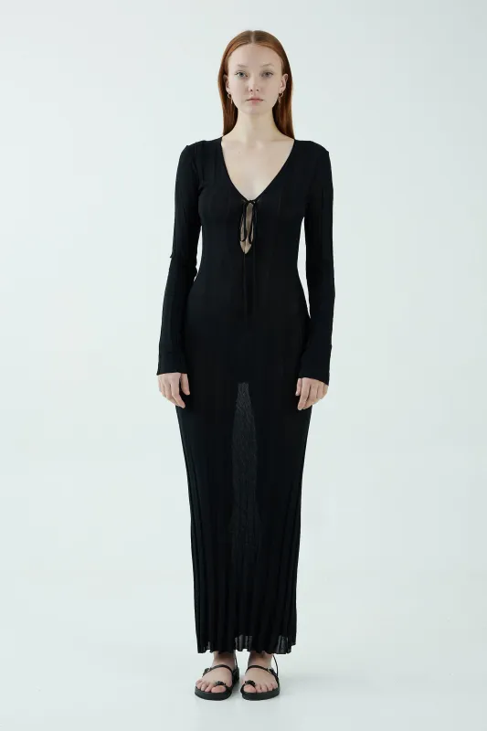 LIAISON KNIT KEYHOLE MAXI DRESS | BLACK sold by Third Form