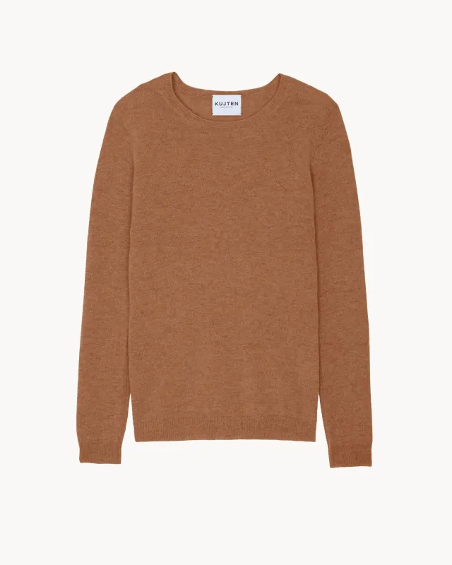 Pull Charly camelo made by Kutjen