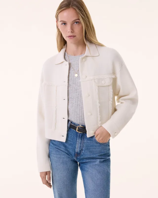 Veste Arya blanc vintage sold by Kutjen