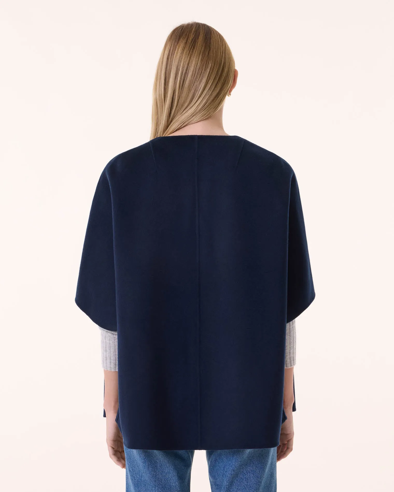 Cape Asi bleu marine foncé sold by Kutjen product image thumbnail 3