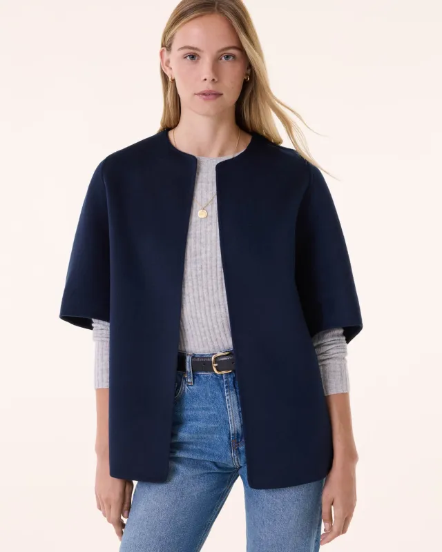 Cape Asi bleu marine foncé sold by Kutjen