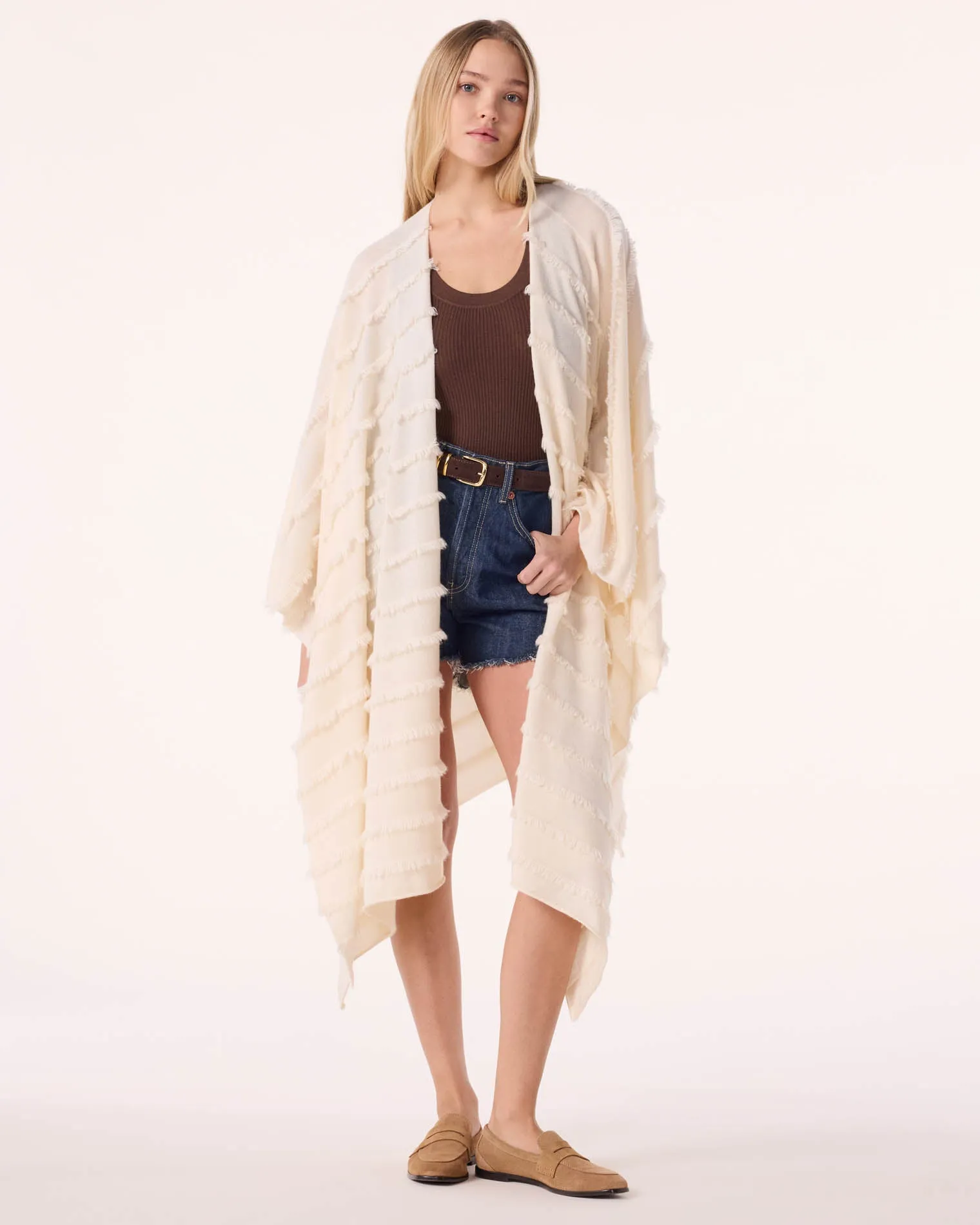 Cape Heloise blanc sold by Kutjen