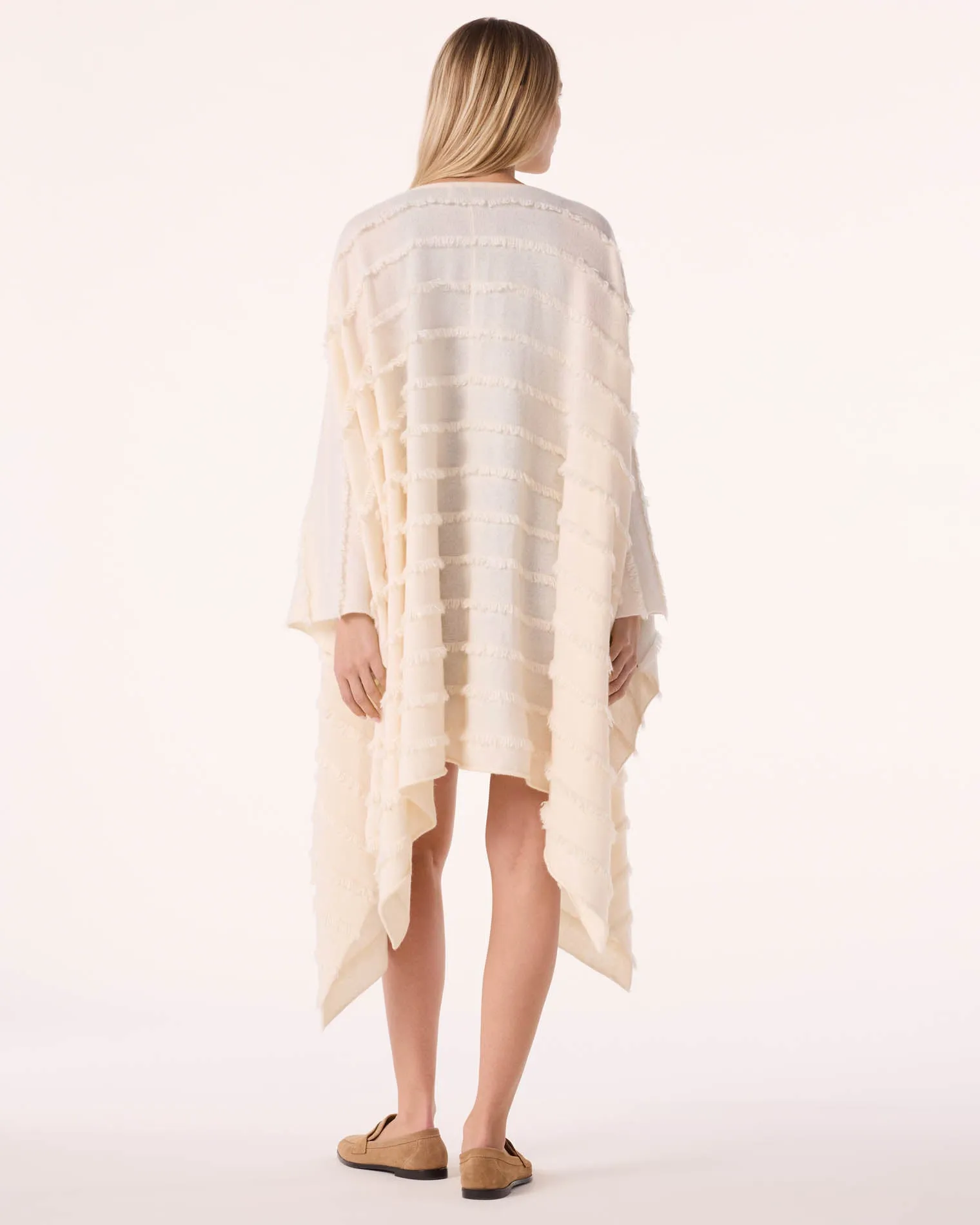 Cape Heloise blanc sold by Kutjen product image thumbnail 3