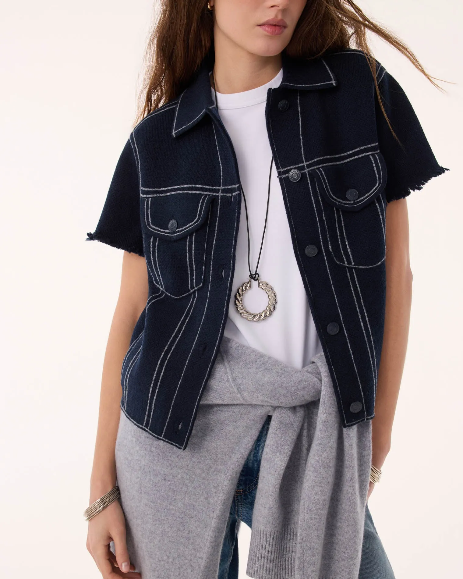 Veste Jessinda bleu marine foncé sold by Kutjen