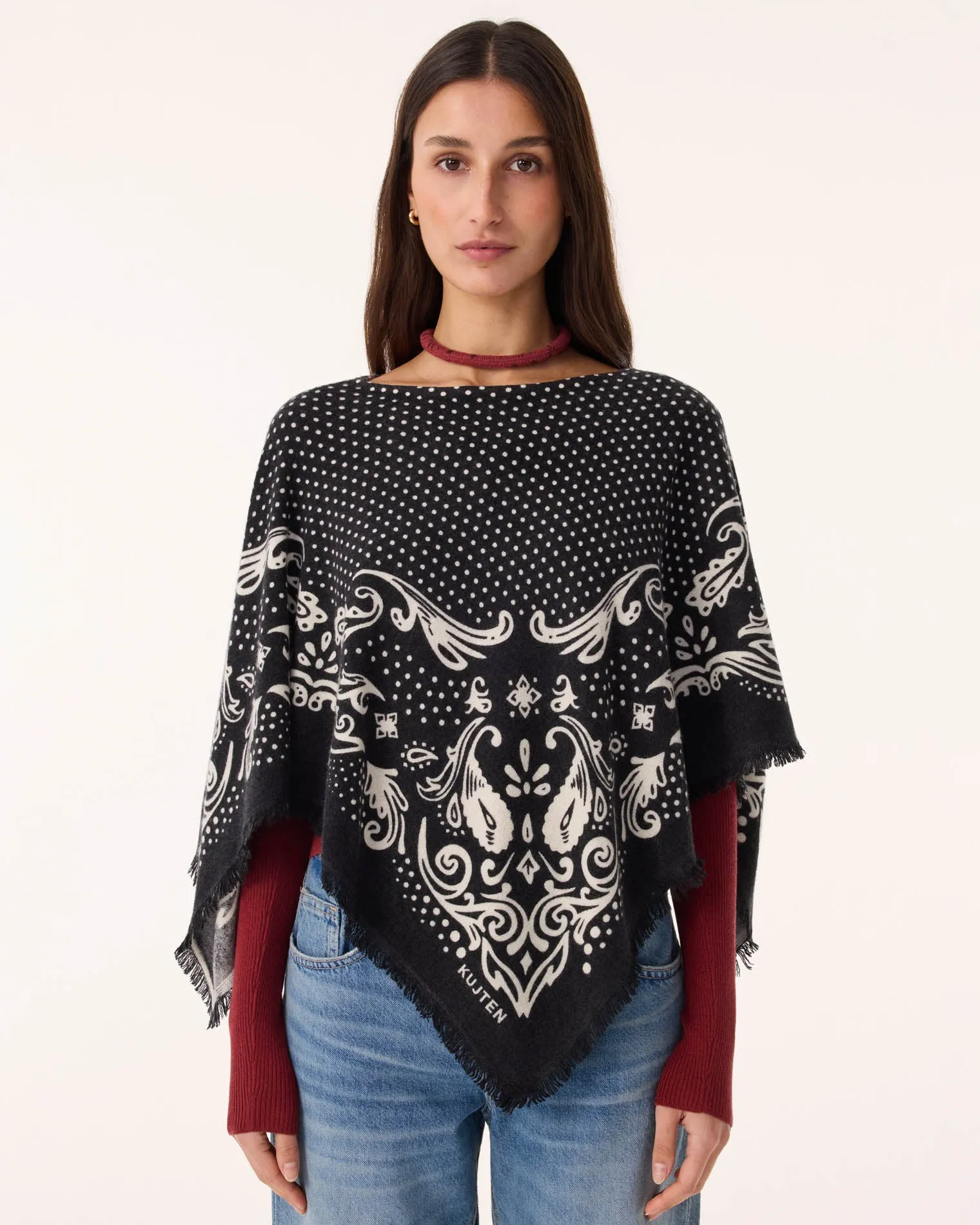 Poncho Ponchana Dot noir sold by Kutjen product image thumbnail 2