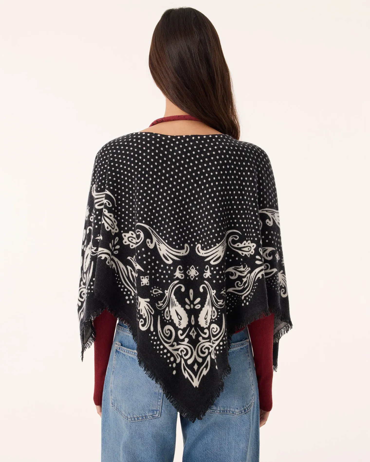 Poncho Ponchana Dot noir sold by Kutjen product image thumbnail 3