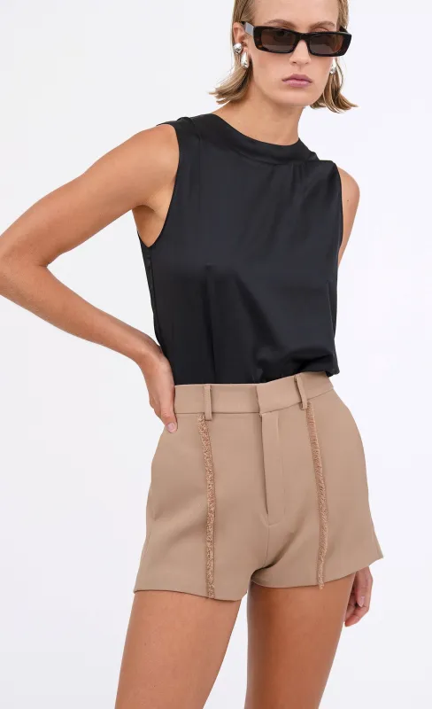 Hedda Short made by Nonchalant Label