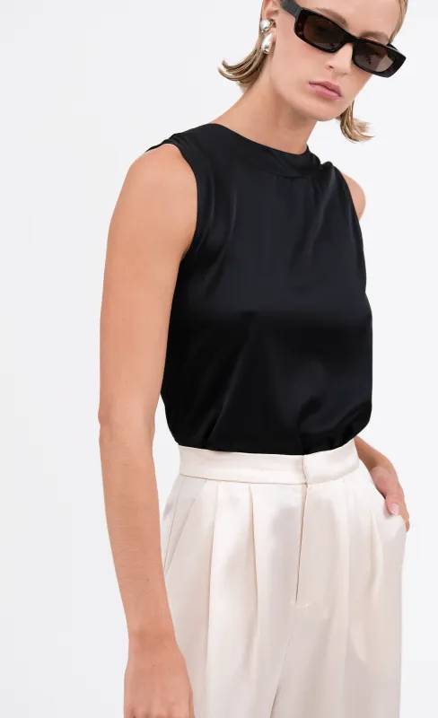 Jadon Top - Black made by Nonchalant Label