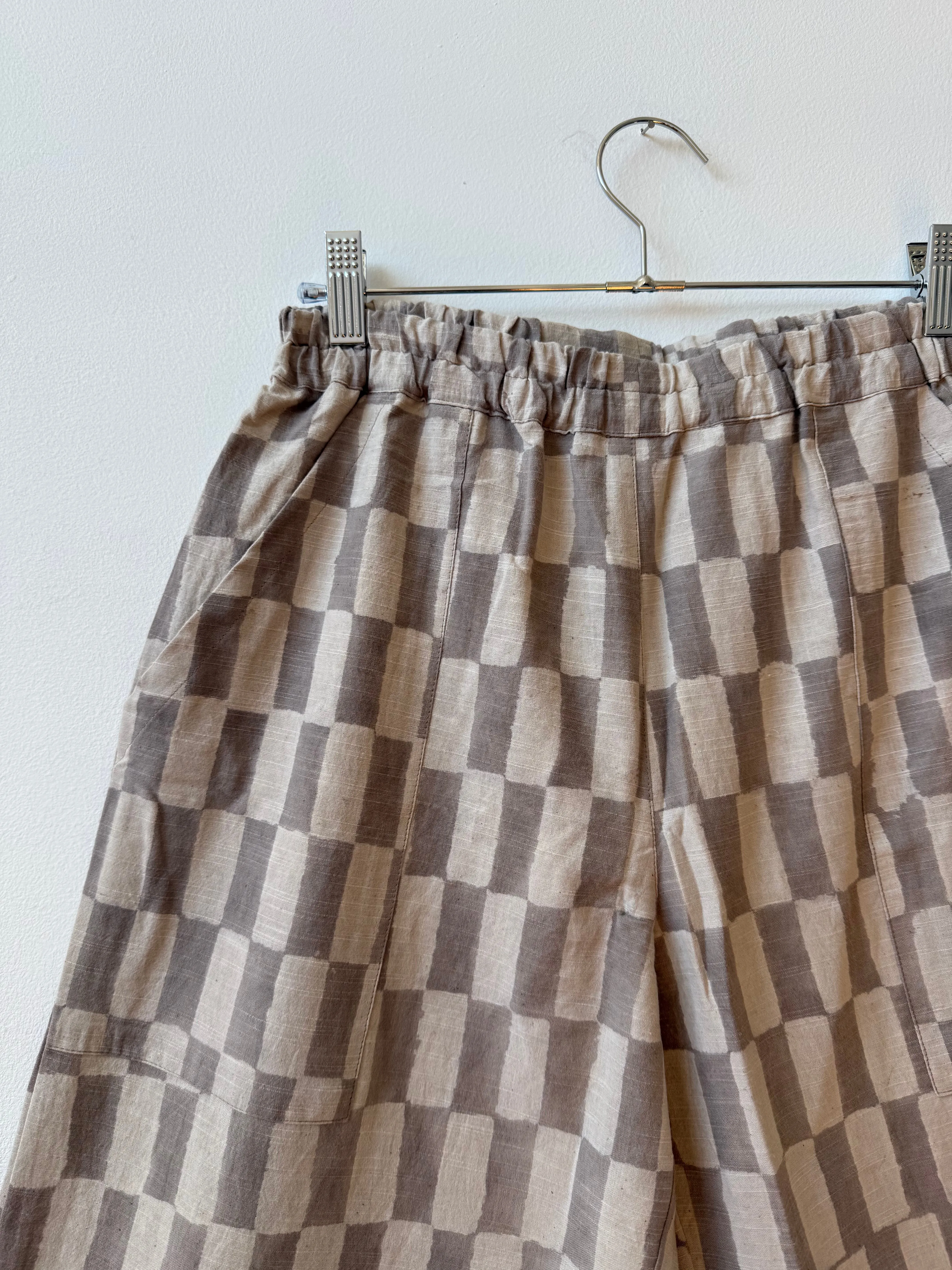 Omar Grey Big Rectangle Pants sold by Happy French Gang product image thumbnail 3