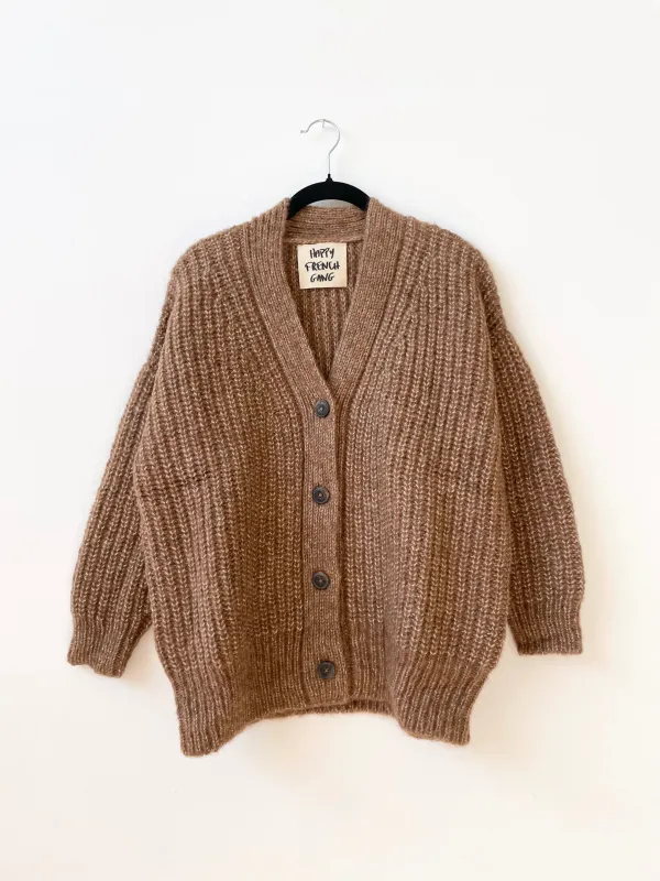 Caramel Gaston Cardigan, Undyed Aplaca made by Happy French Gang