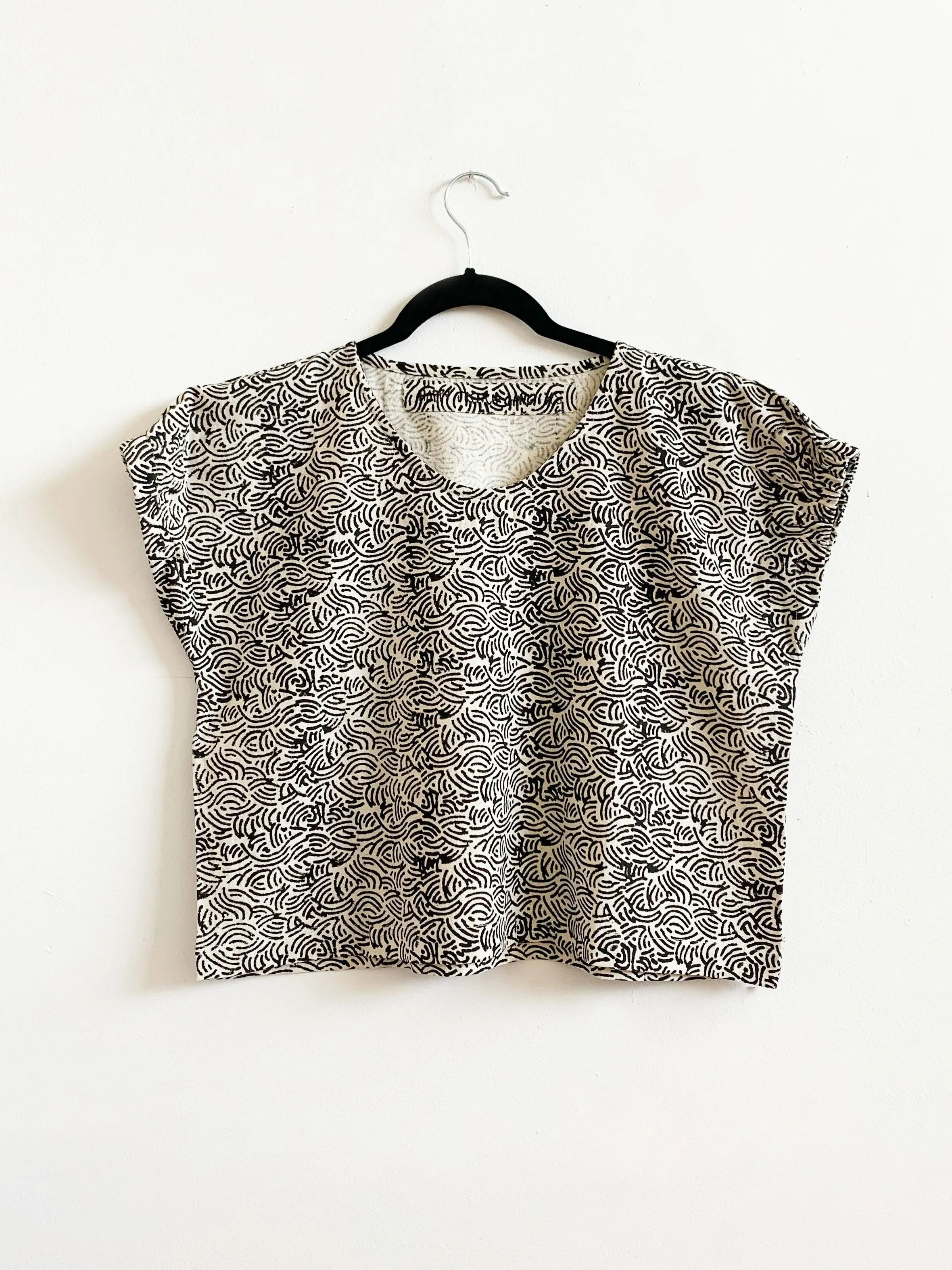 Zélia Top Black Vibe sold by Happy French Gang product image thumbnail 3