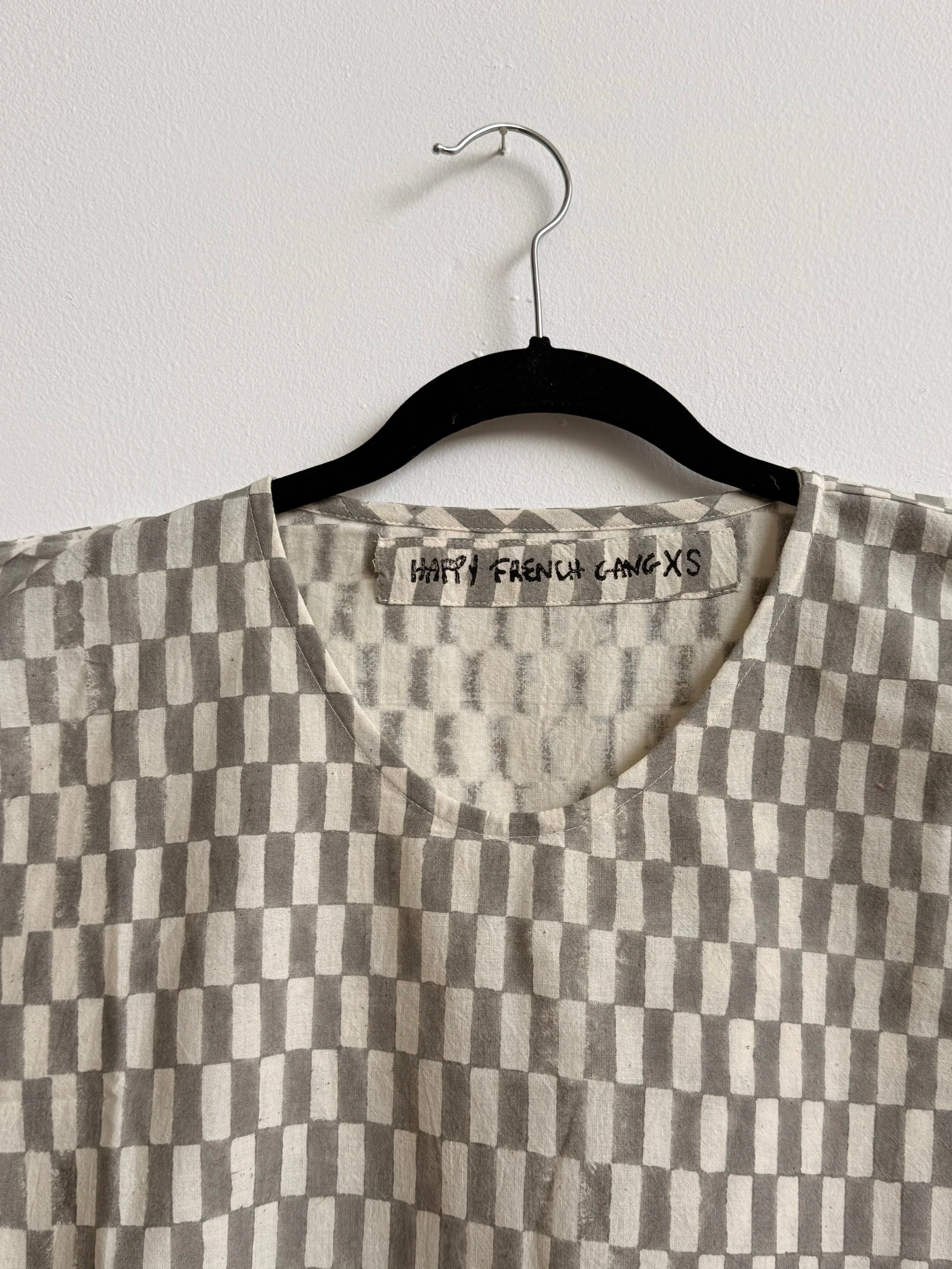 Zélia Top Petit Rectangle - Grey sold by Happy French Gang product image thumbnail 3