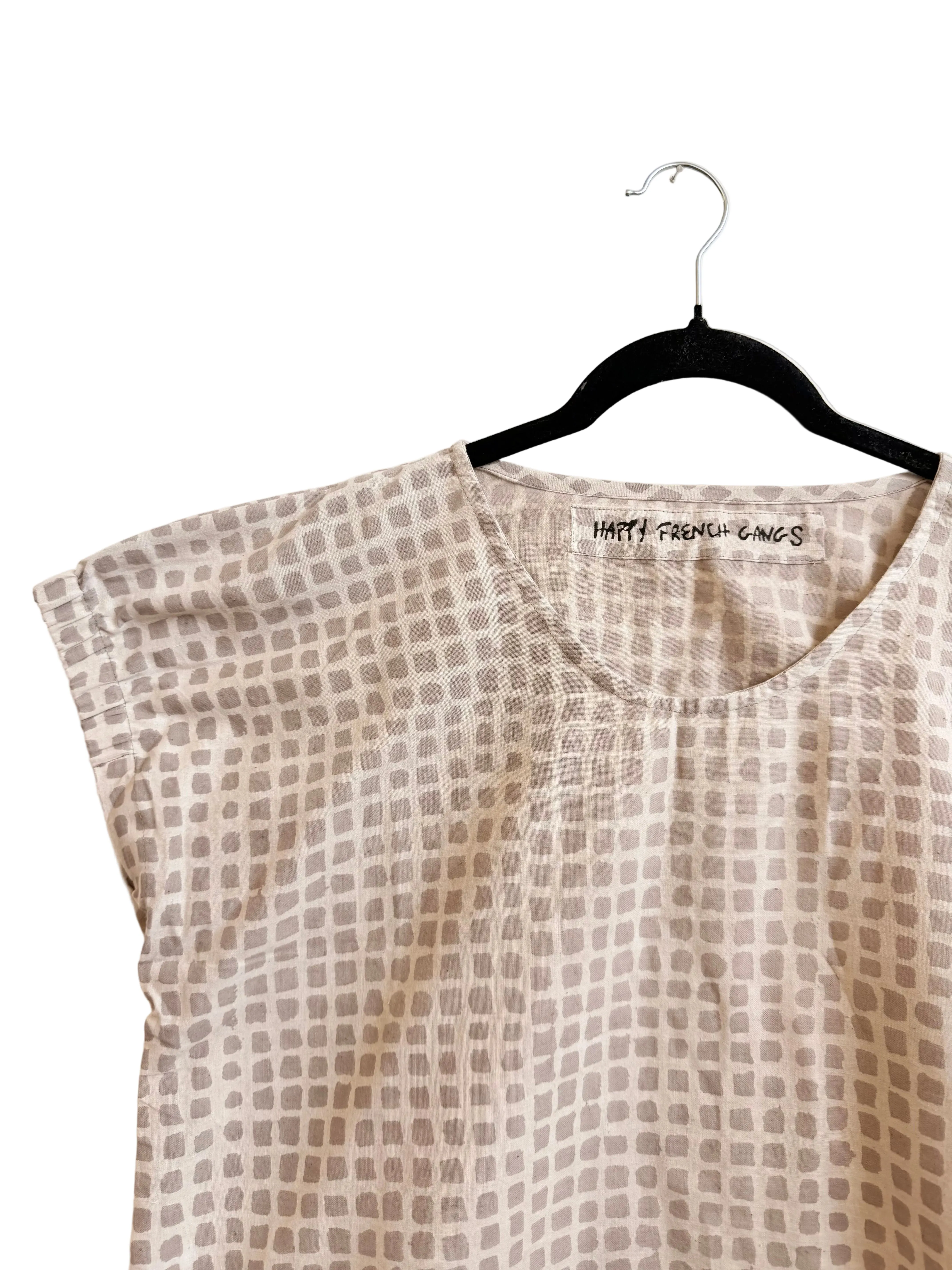 Zélia Top Grey Square sold by Happy French Gang product image thumbnail 2