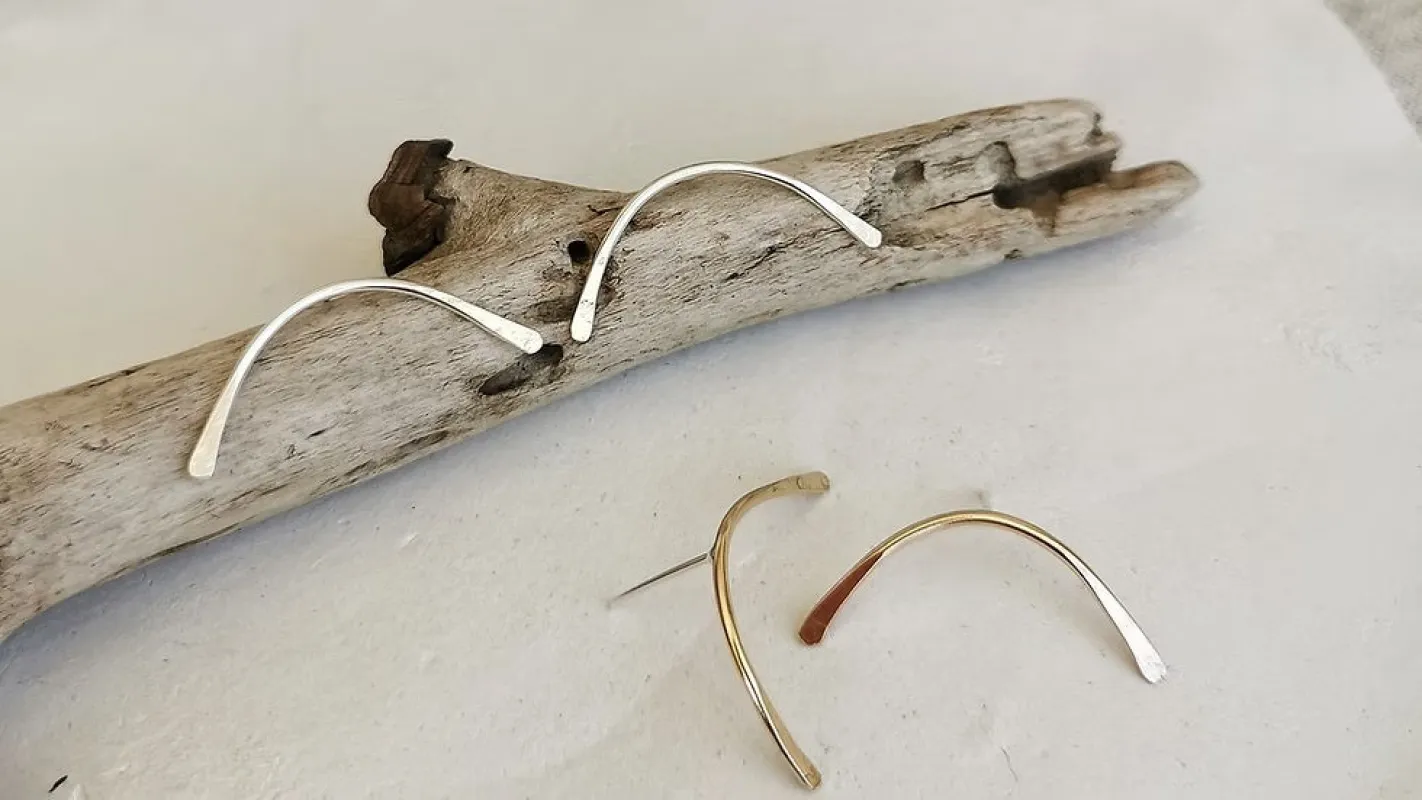 ARCH - Half Circle Stud Earrings made by Cokluch