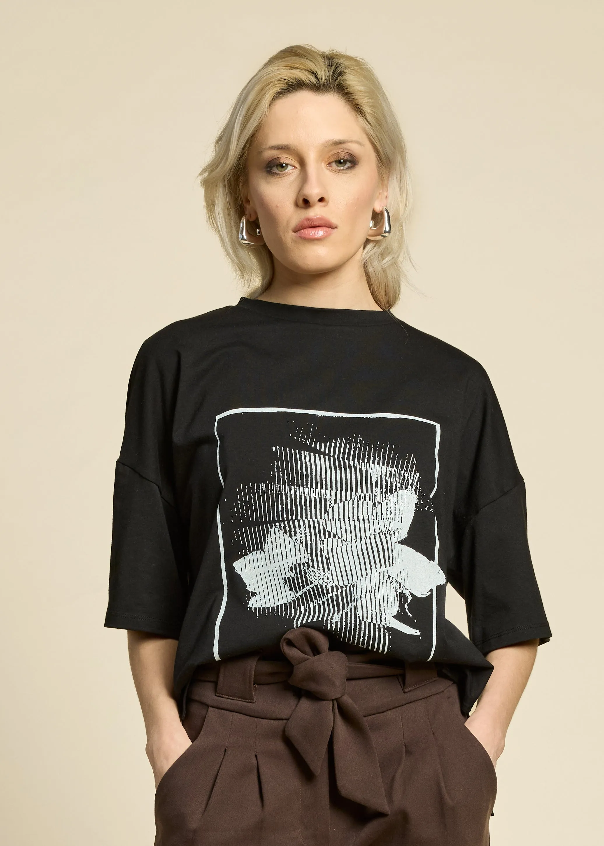 THE LOOK Top - Black sold by Cokluch