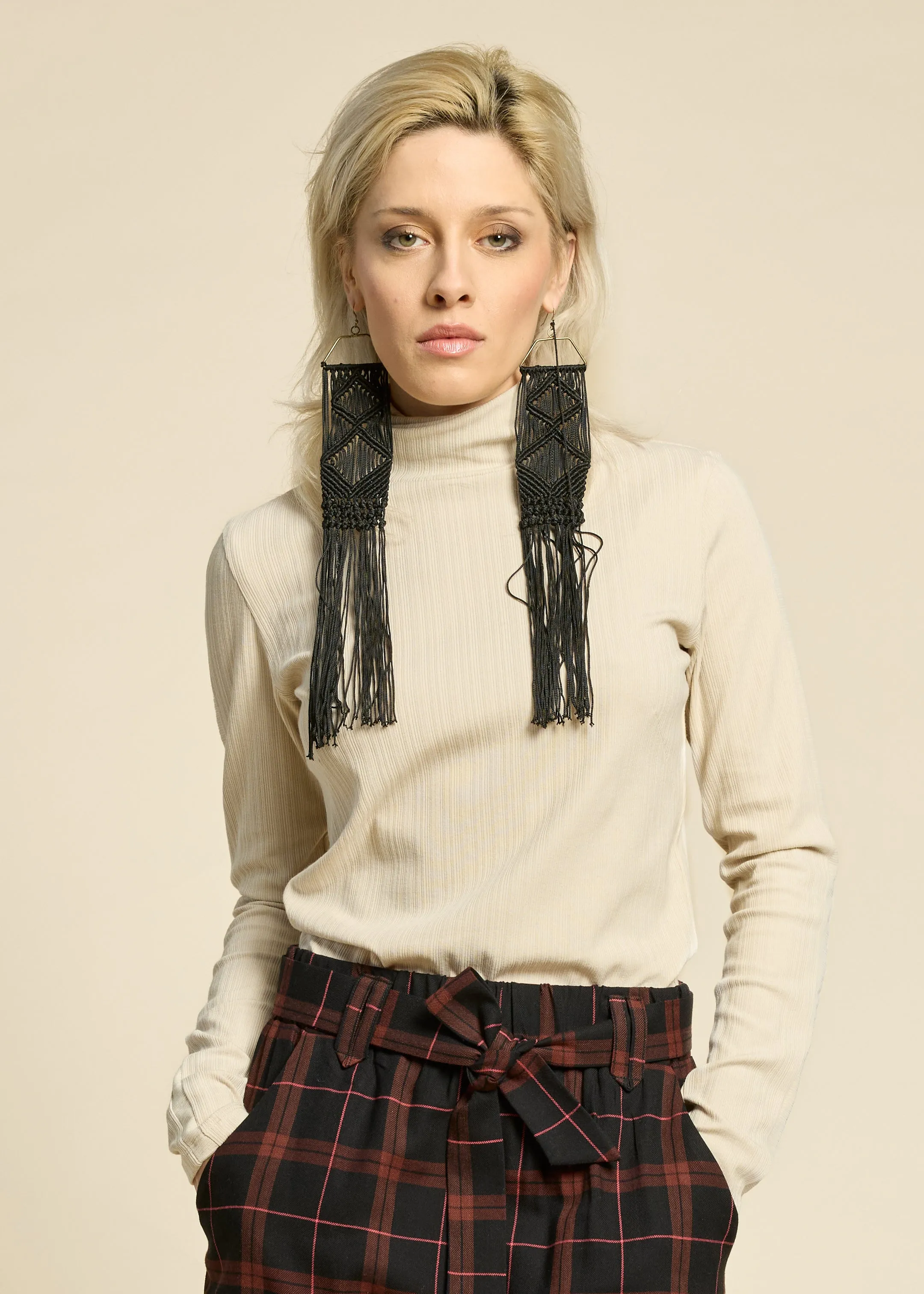 SOLO Top - Sand sold by Cokluch