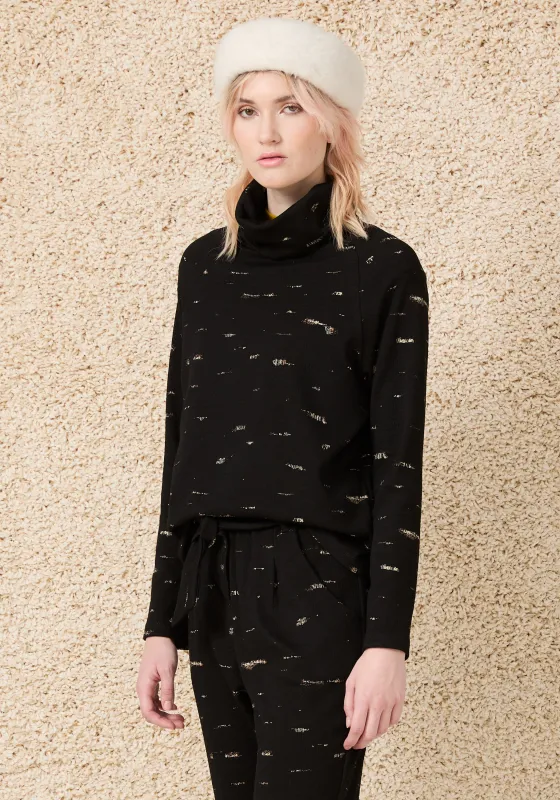 AXEL Sweater - Black made by Cokluch