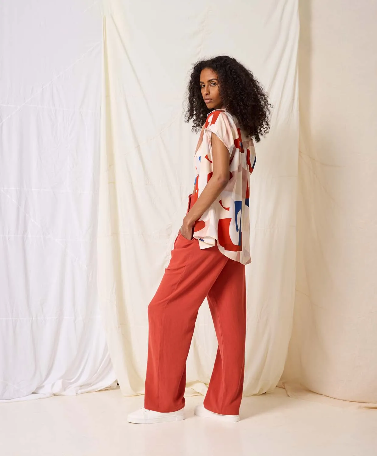 ACACIA Pants - Chili sold by Cokluch product image thumbnail 3