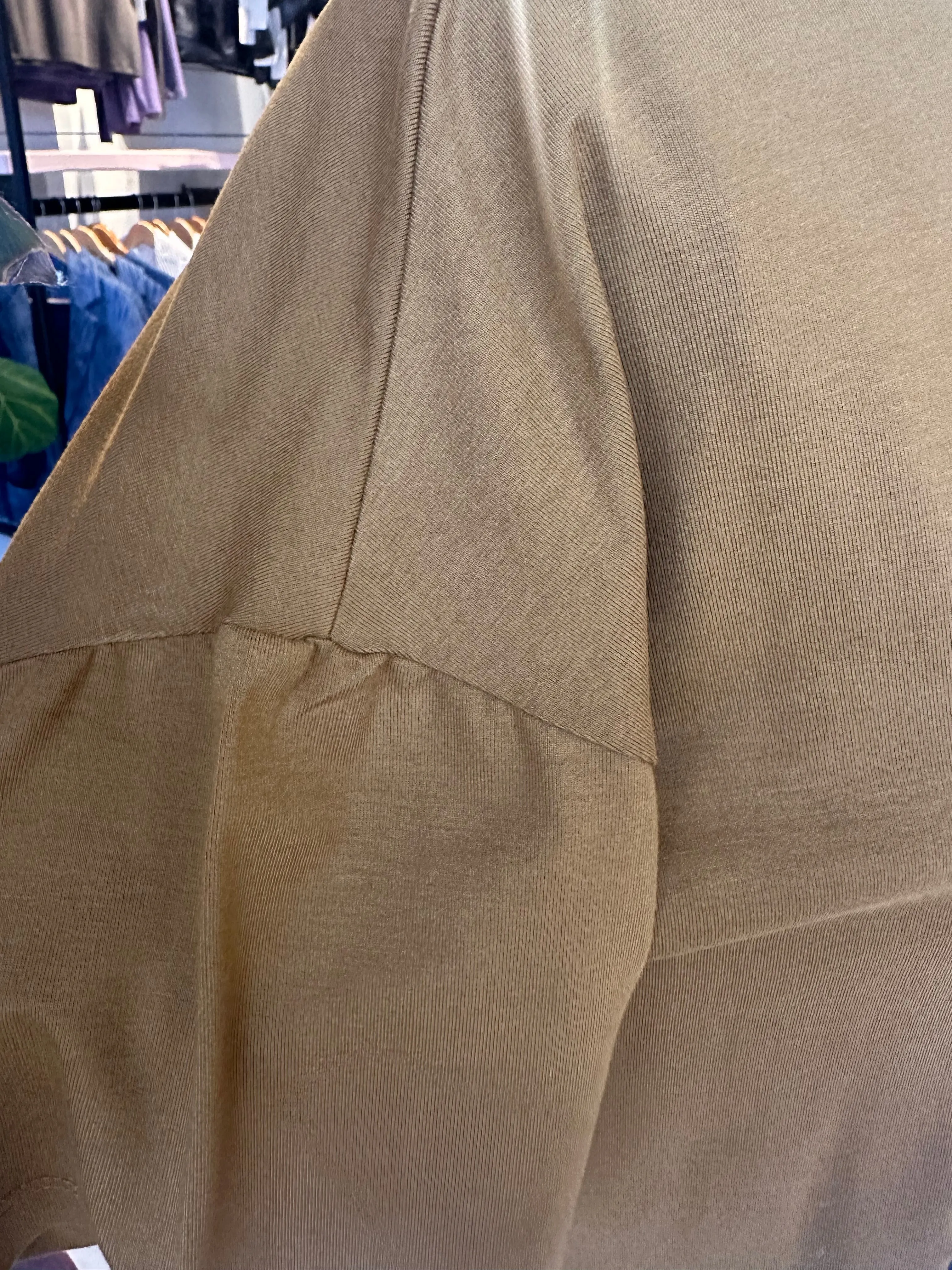 THE LOOK Top - Curry (Imperfect) sold by Cokluch product image thumbnail 3