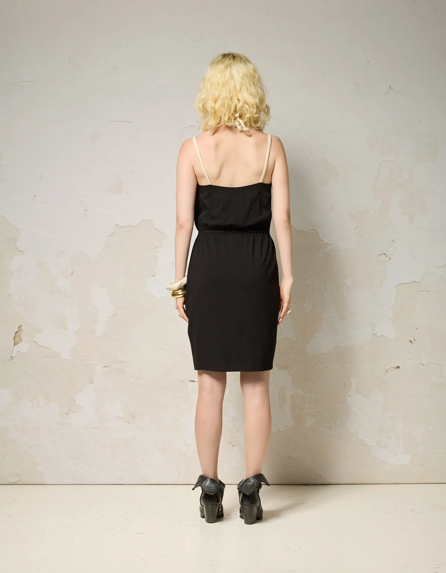 SELÉNÉ Dress - Black sold by Cokluch product image thumbnail 3