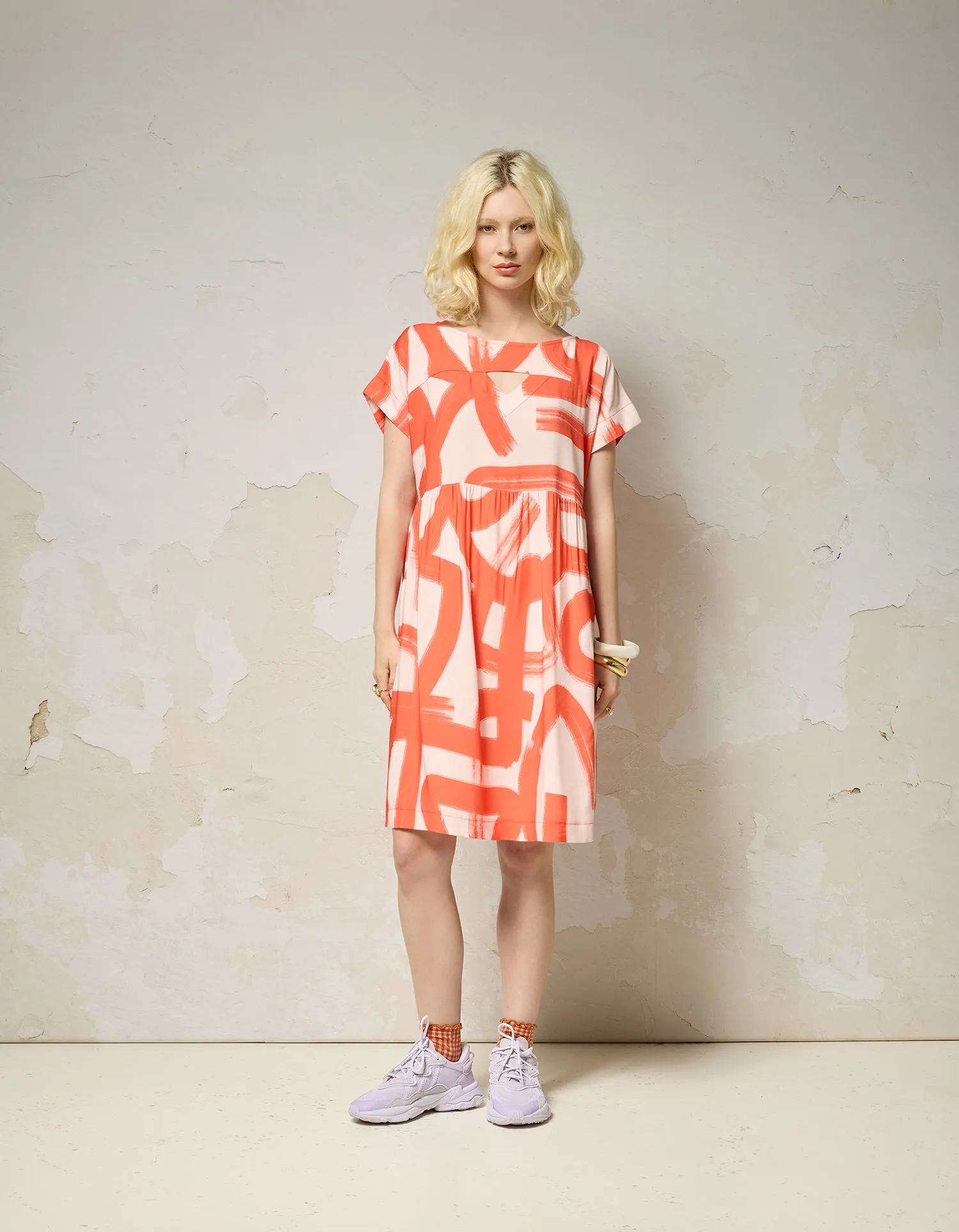 PSYCHÉ Dress - Red Shodo sold by Cokluch product image thumbnail 2