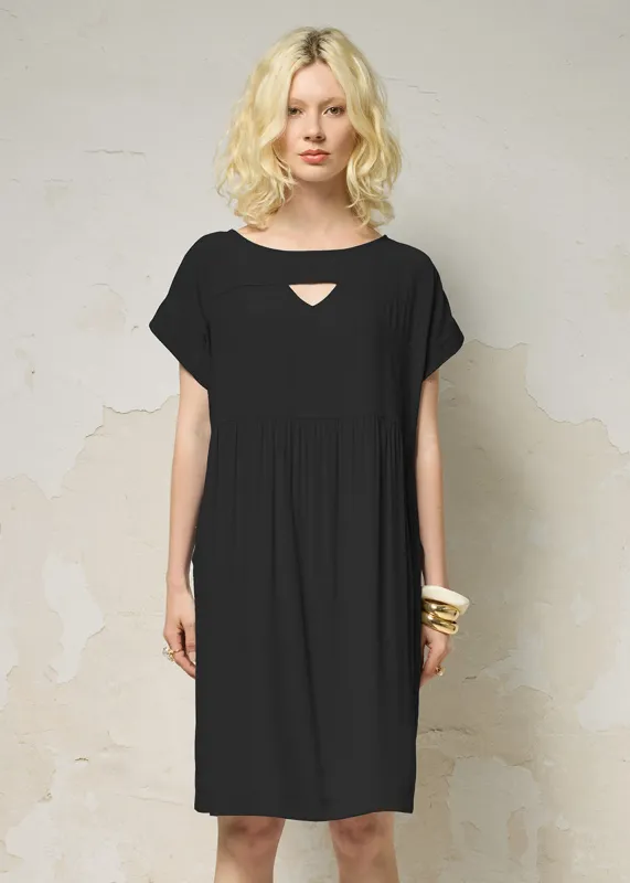 PSYCHÉ Dress - Black sold by Cokluch
