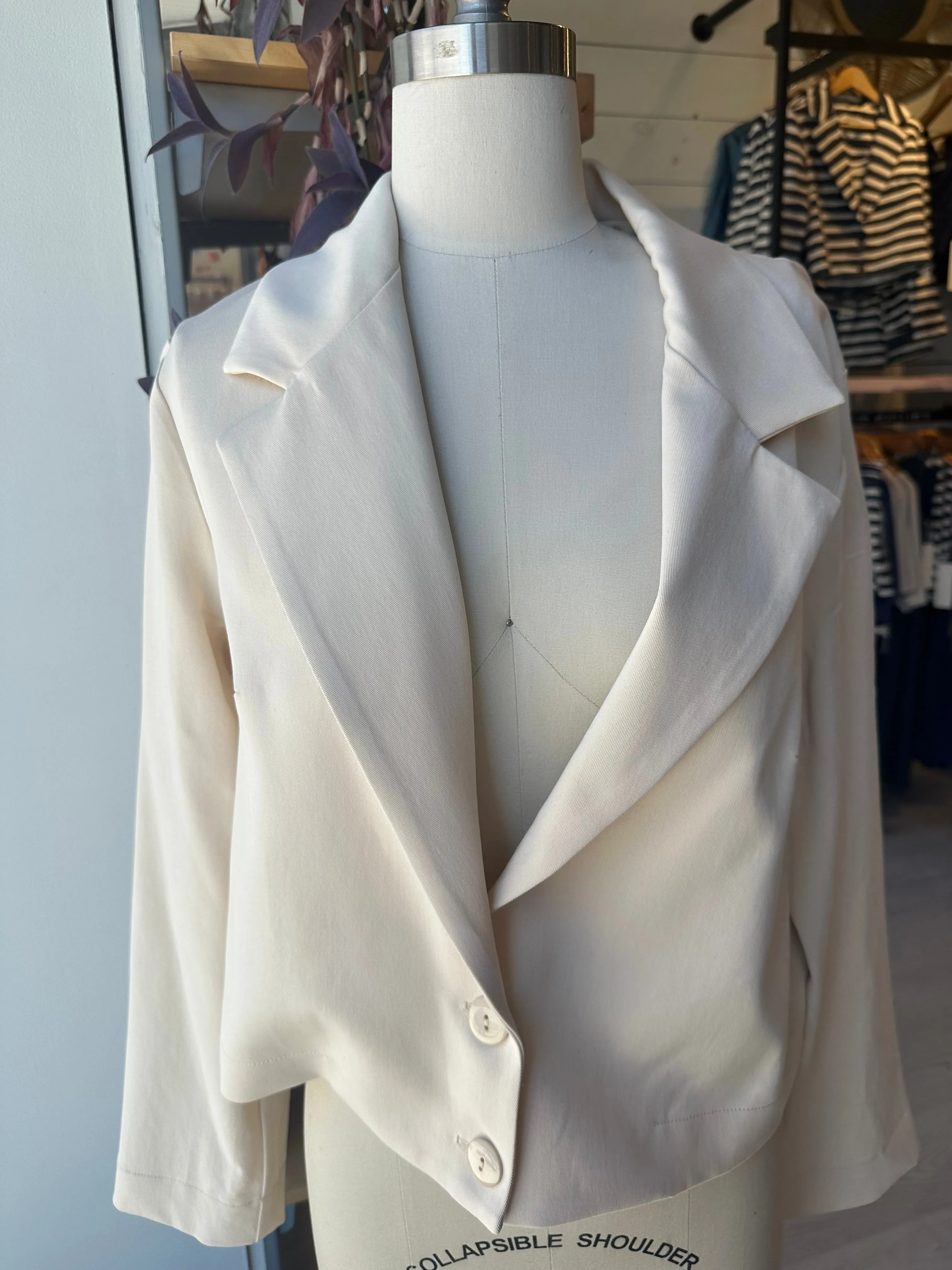 VESTA Jacket - Vanilla (Imperfect) sold by Cokluch product image thumbnail 4