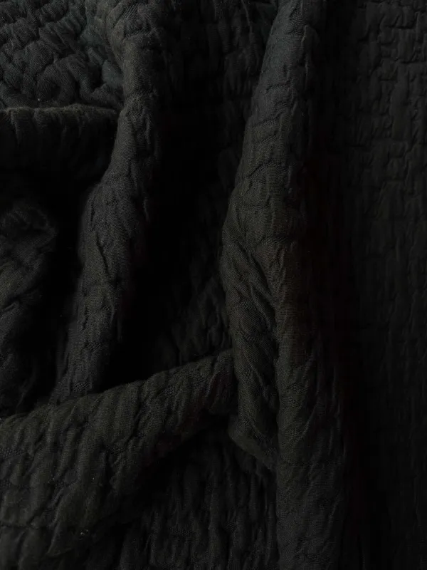 Relief crinkle knit - Black made by Cokluch